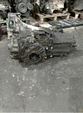 Коробка механіка в зборі 012300058A VAG