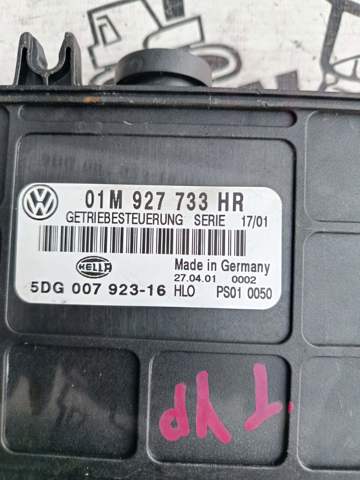 Блок керування трансмісією 01M927733HR VAG