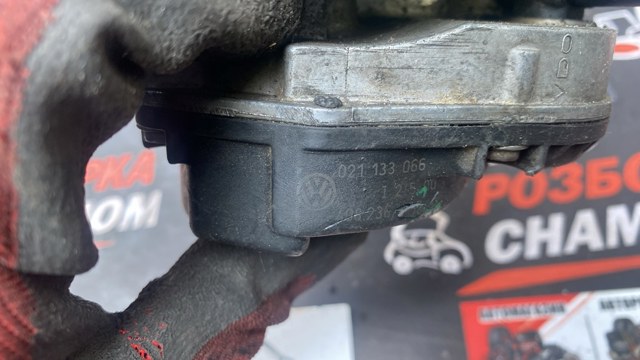 Блок дросельної заслінки 021133066 VAG