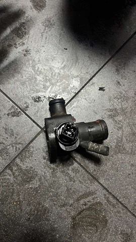 Водопровідна труба 028121133B VAG