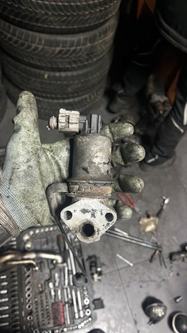 Клапан EGR, рециркуляції газів 036131503M VAG