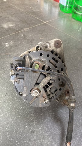 Авто генератор 037903025F VAG
