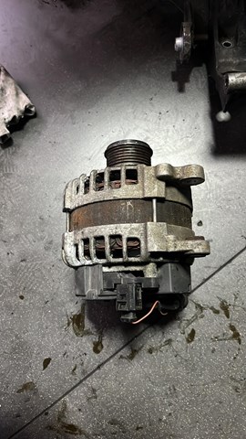 Авто генератор 03L903023BV VAG
