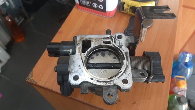 Блок дросельної заслінки 04891513AA CHRYSLER