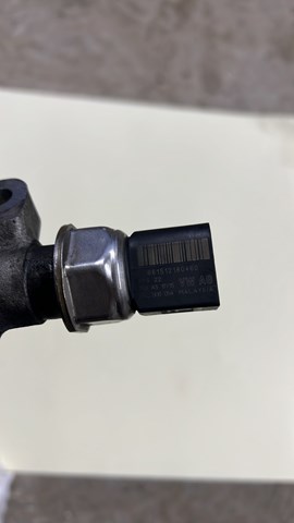 Датчик тиску палива 04L906054 VAG