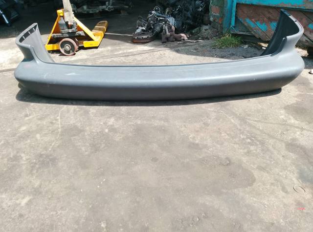 Буфер (бампер) задній 05018630AA CHRYSLER