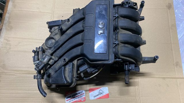 Колектор впускний верхній 06A133203DL VAG