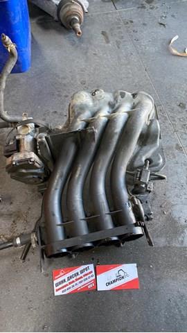 Колектор впуск верхній 06A133205G VAG