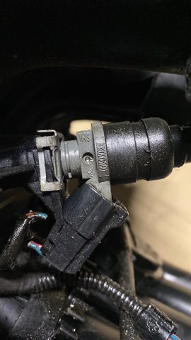 Форсунка дизельна в зборі, розпилювач + тримач 06A906031BT VAG