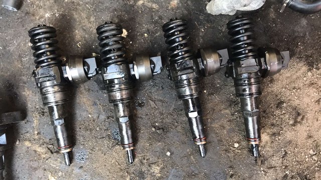 Форсунка паливна 0986441575 BOSCH