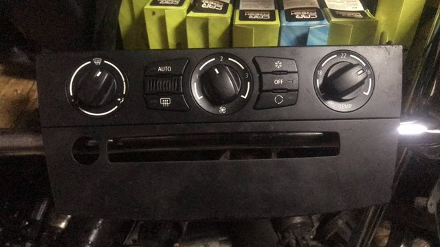 Блок управління кондиціонером 11419110 BMW