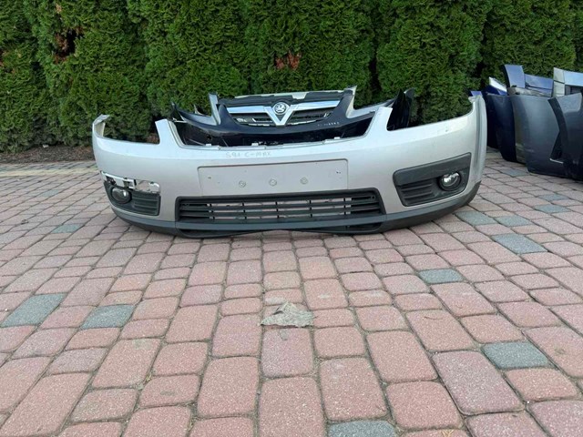 Кронштейн бампера переднього, правий 1307930 FORD
