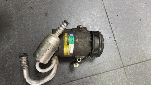 Компресор кондиціонера 13205197 GM
