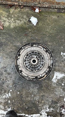 Маховик двигуна 1328304 FORD