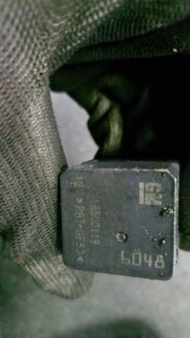 Блок управління вентилятором 13500119 GM