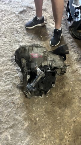 Коробка швидкостей механіка 1477480 FORD