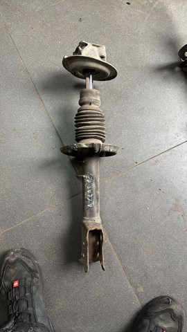 Стойка амортизатора передняя 1683201730 MERCEDES