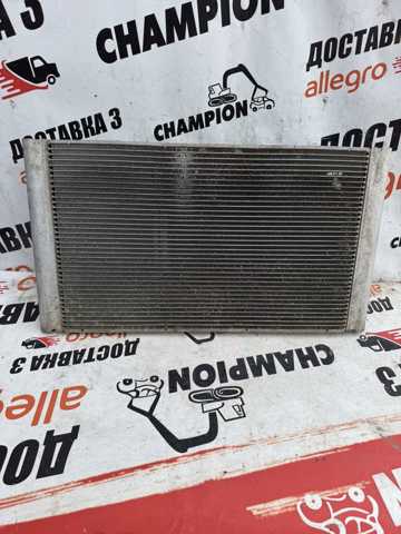 Радіатор 17117792832 BMW