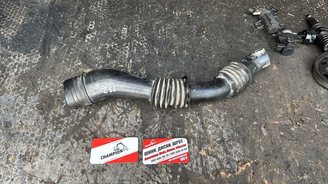 Патрубок повітряний, вхід повітряного фільтра 177510J010 TOYOTA
