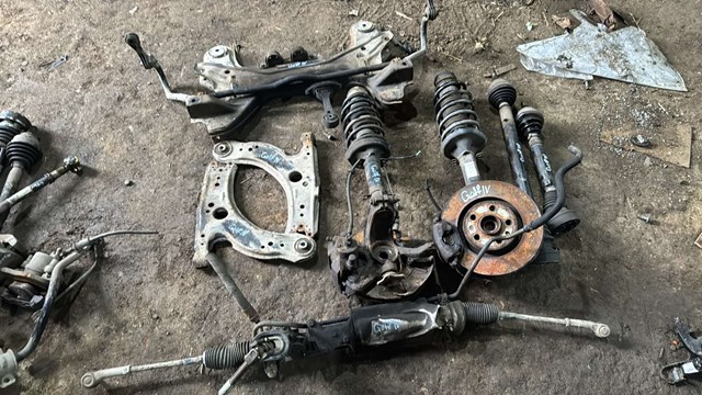 Піввісь передня, права 1J0407272C VAG
