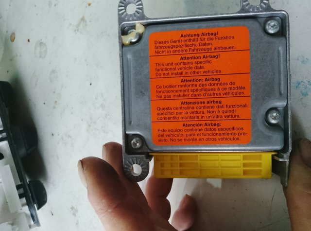 Блок управління airbag 1J0909609 VAG