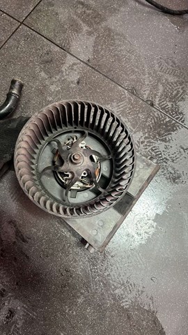 Моторчик пічки 1J1819021 VAG