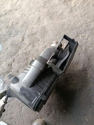 Патрубок повітряний, вхід повітряного фільтра 1K0129618BF VAG