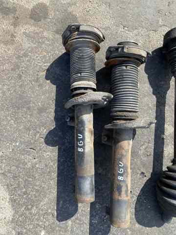 Стійка передня 1T0413031BQ VAG