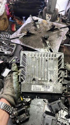 Блок електронного управління 237100345R RENAULT