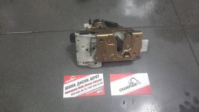 Внутрішній дверний замок 2S4AA21812EA FORD
