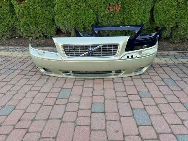 Бампер на авто 39870866 VOLVO