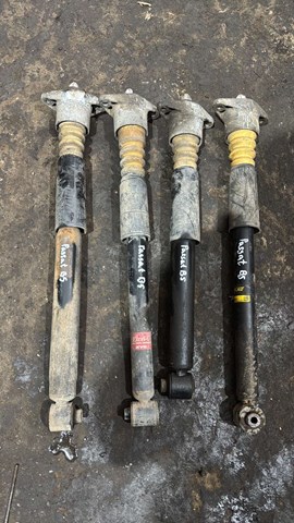 Амортизатори задні 3B0513031K VAG