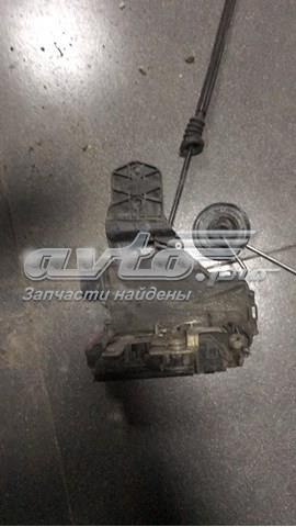 Замок водійських дверей 3B0837867 VAG