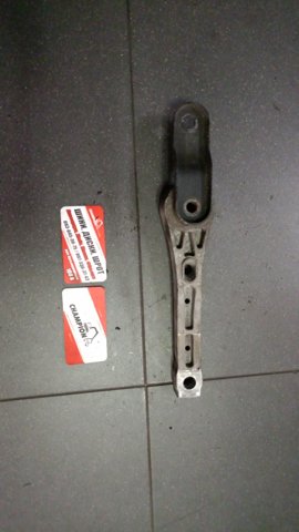 Опора двигуна задня 3C0199855B VAG
