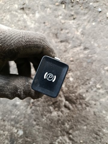 Кнопка електромеханічного гальма стоянки 3C0927225C VAG