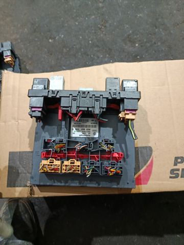 Комп'ютер бортовий 3C0937049AH VAG