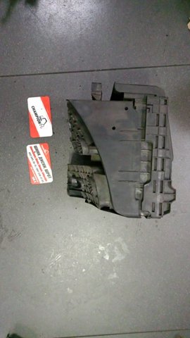 Монтажний блок 3C0937125 VAG