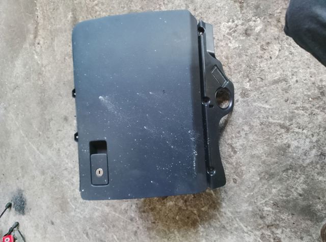 Ящик для рукавичок 3C1857114E VAG