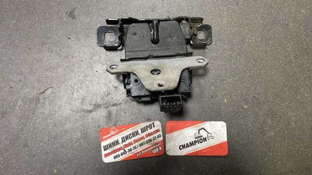 Замок кришки багажника 3M51R442A66AM FORD