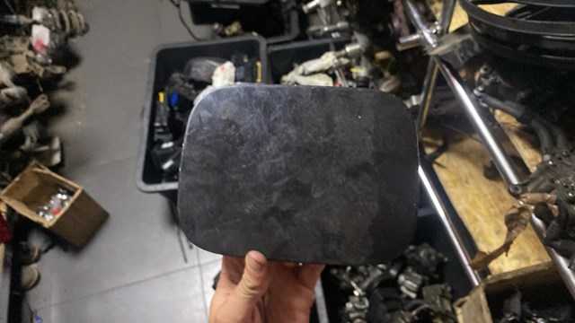 Дверцята бензобака 4B0809905A VAG