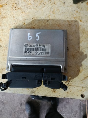 Модуль управління двигуном 4D0907551F VAG