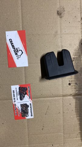 Кришка багажника кузова 4E0827520B VAG