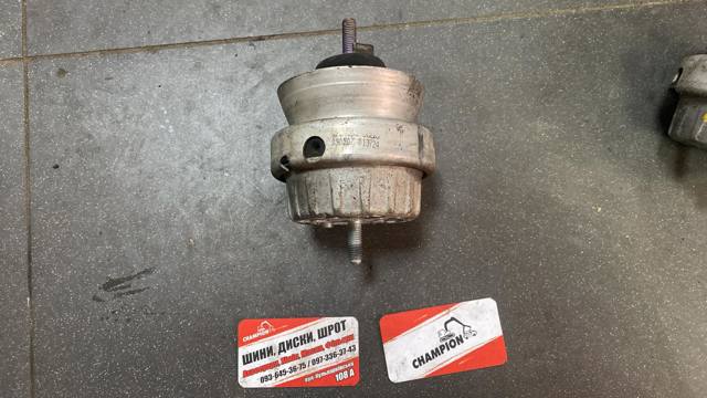 Права опора двигуна 4F0199382BJ VAG
