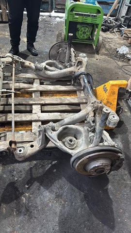 Механізм управління задньої осі 4F0505235AJ VAG