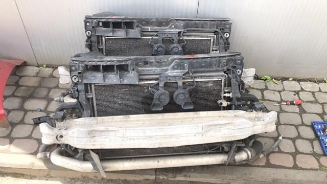 Кронштейн підсилювача переднього бампера 4F0807133 VAG