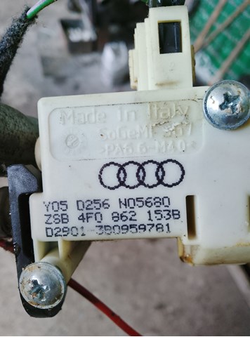 Лічинка замка паливного бака 4F0862153B VAG