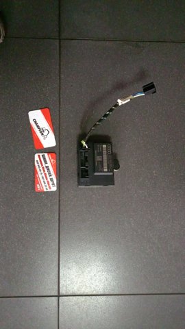 Блок комфорту задніх дверей 4F0959795E VAG