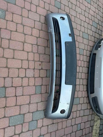 Буфер (бампер) передній 51117030586 BMW