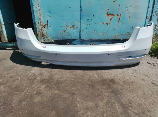 Буфер (бампер) задній 51128056577 BMW