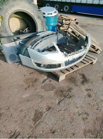 Бампер передній в зборі 5510009540900Q 4MAX